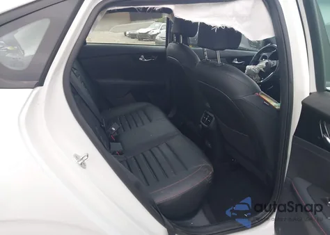 2022 Kia Forte Gt z USA, uszkodzony, nr VIN 3KPF44AC6NE468196